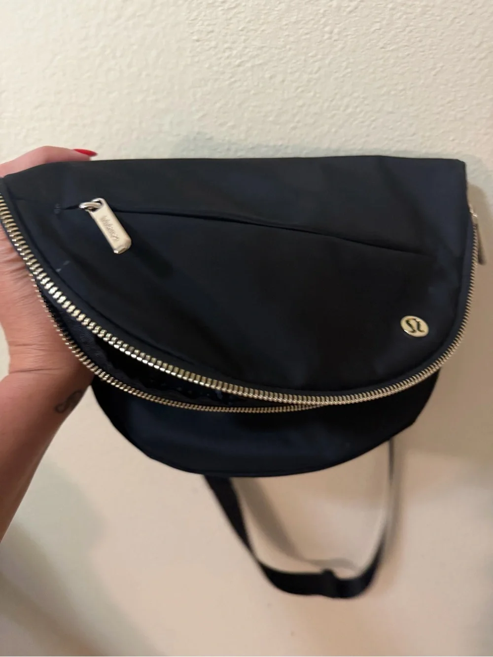Black Lululemon Crossbody Shoulder Bag